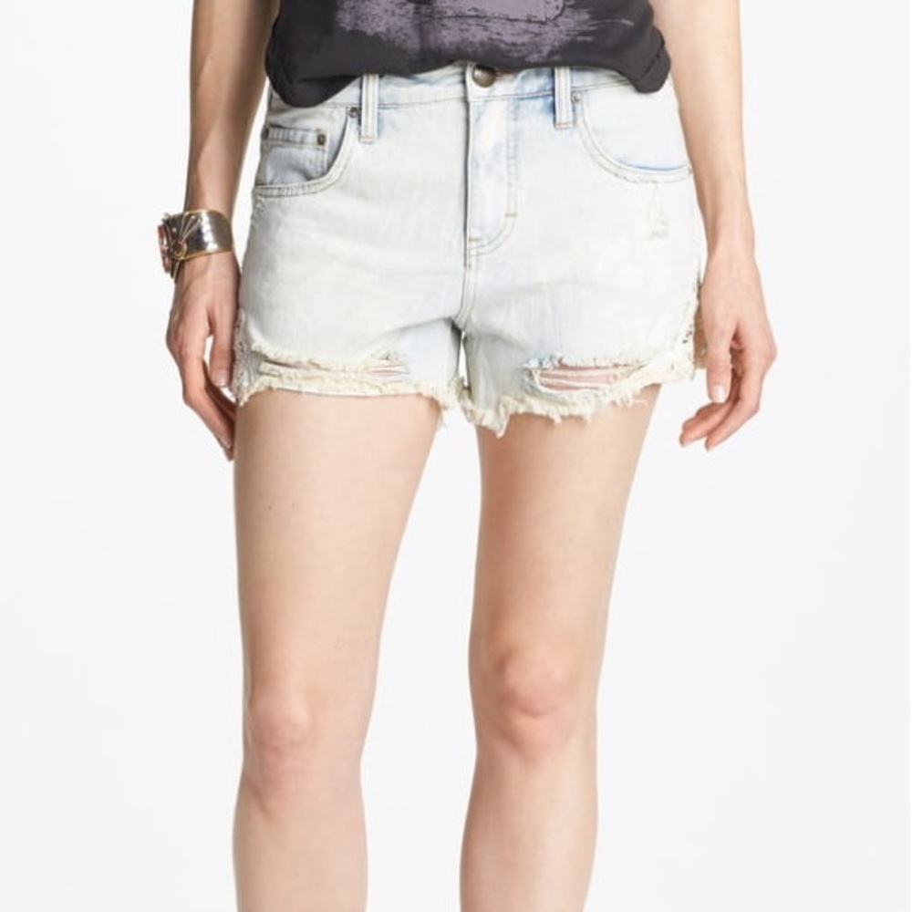 Free people cut off crochet shorts